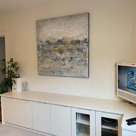 4 The Courtyard Central Windsor 2Br ภายนอก รูปภาพ